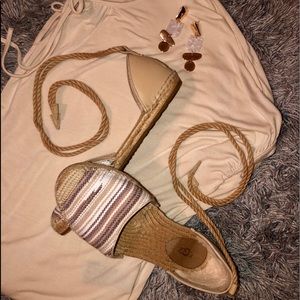UGG Women Flats Oxfords Libby Serape Espadrilles